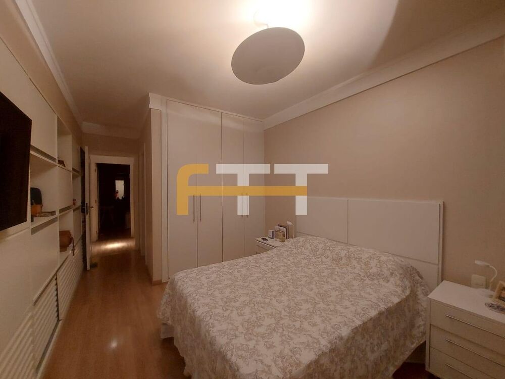 Apartamento à venda com 4 quartos, 181m² - Foto 8