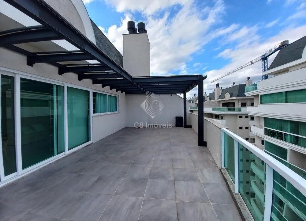 Cobertura, 3 quartos, 230 m² - Foto 1