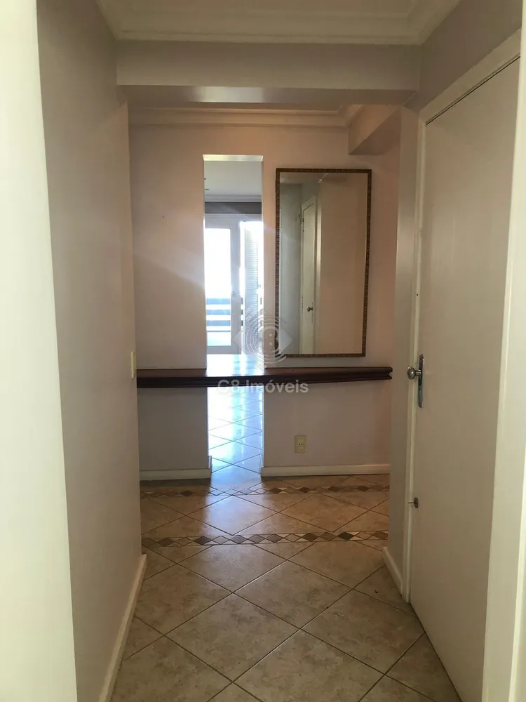 Apartamento, 3 quartos, 218 m² - Foto 4