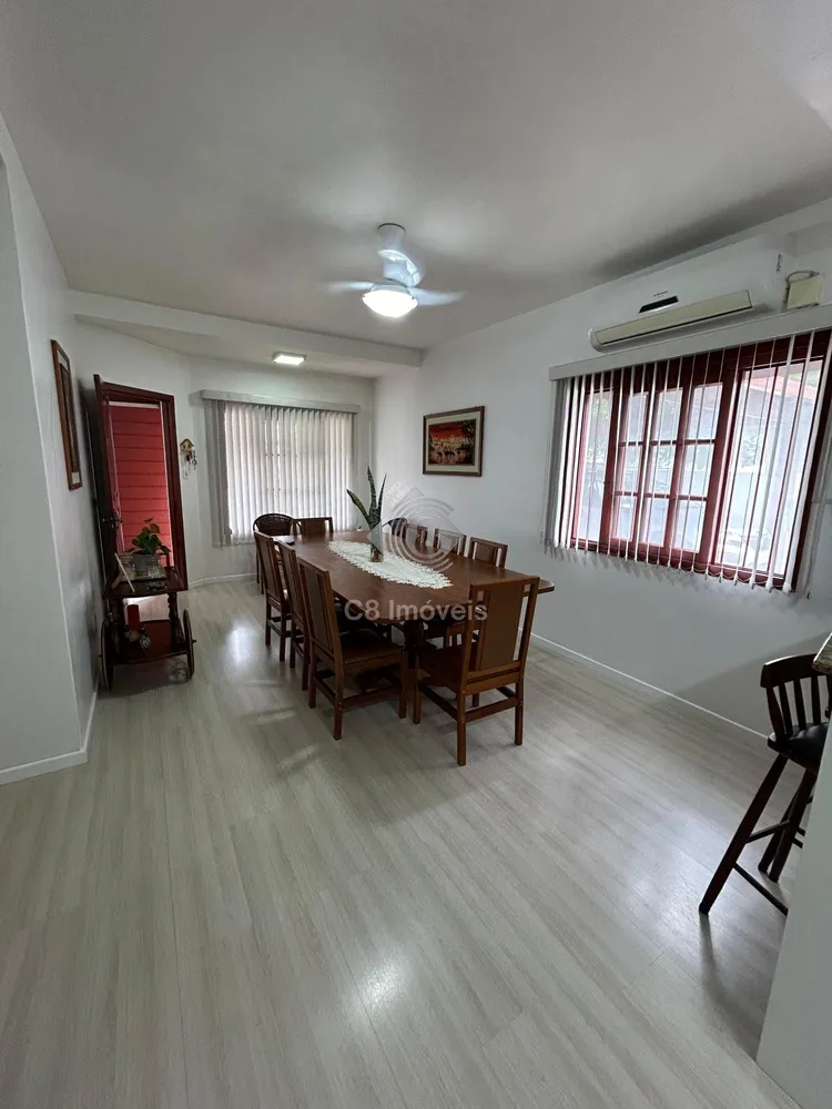 Apartamento, 3 quartos, 120 m² - Foto 1