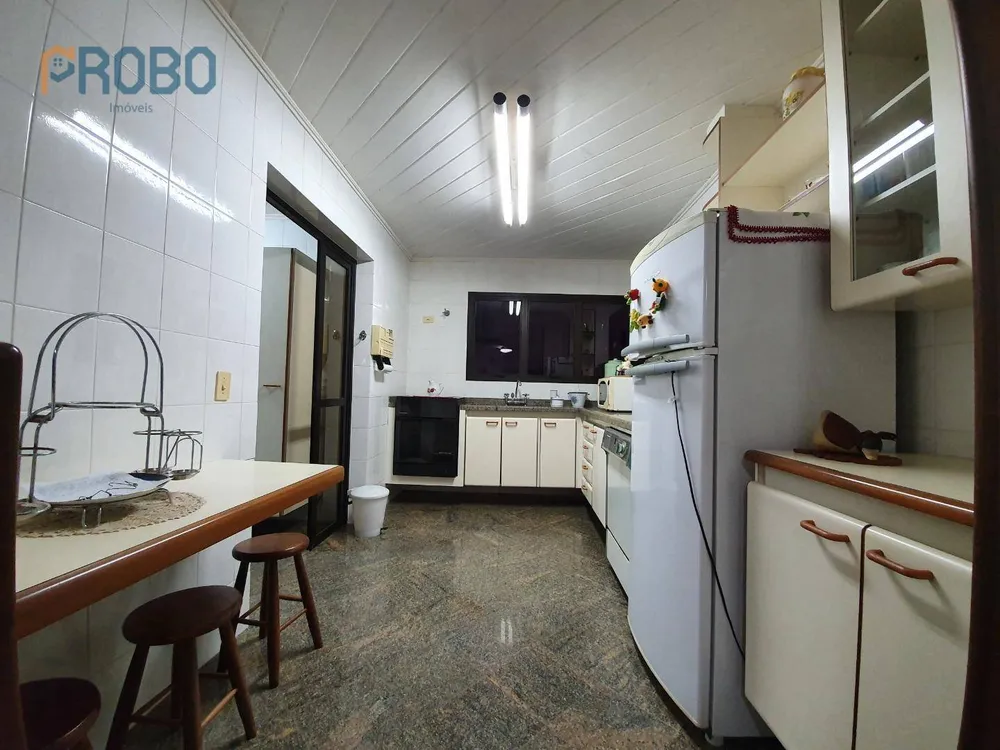 Apartamento, 3 quartos, 170 m² - Foto 1