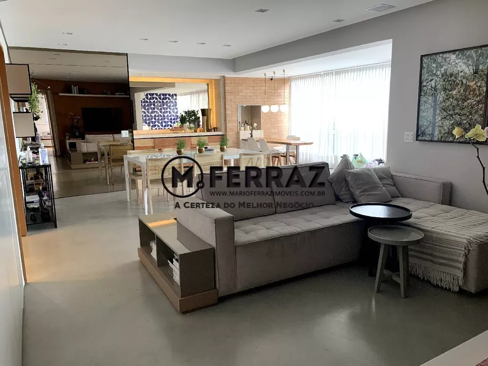 Apartamento à venda com 3 quartos, 156m² - Foto 1