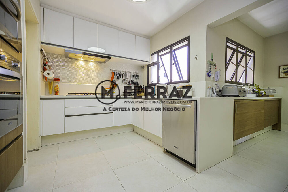 Apartamento à venda com 4 quartos, 213m² - Foto 4