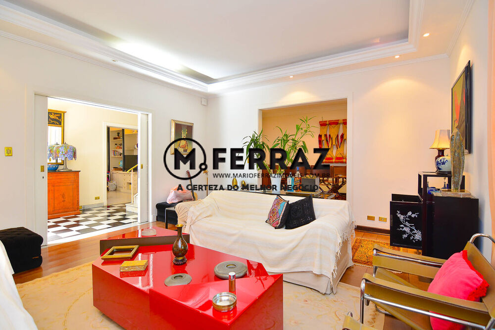Casa à venda com 3 quartos, 210m² - Foto 1