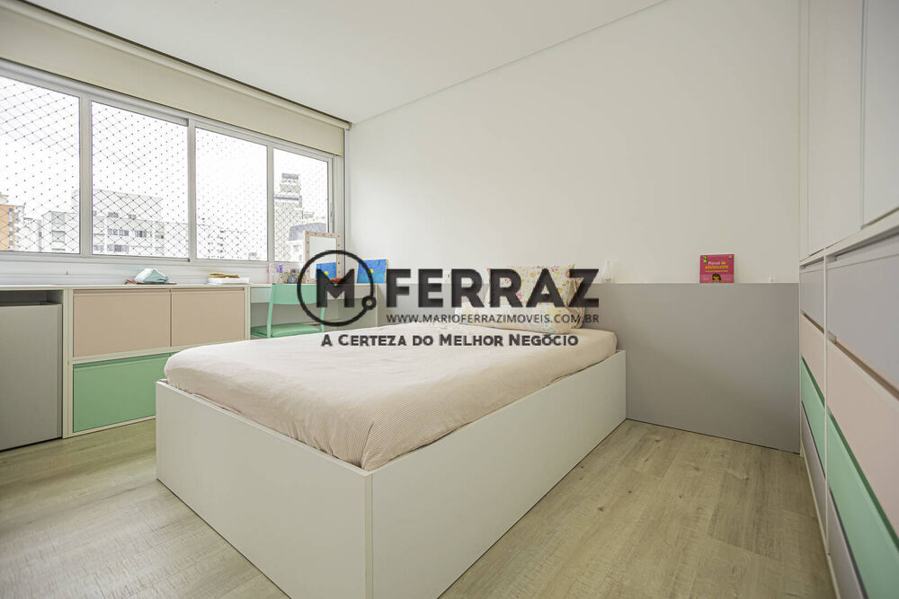 Apartamento à venda com 4 quartos, 230m² - Foto 2