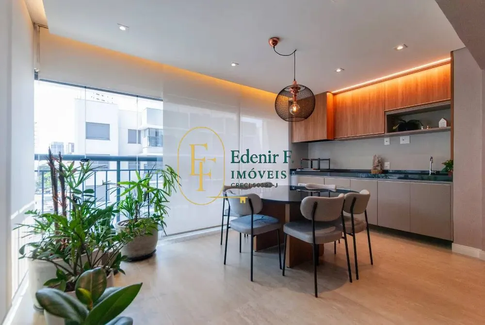 Apartamento, 3 quartos, 130 m² - Foto 2