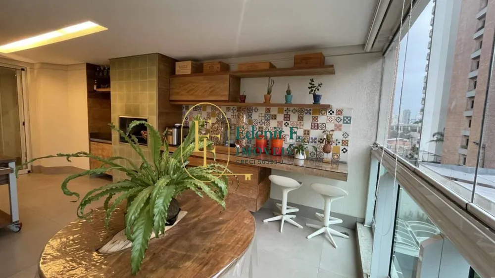 Apartamento, 4 quartos, 228 m² - Foto 1