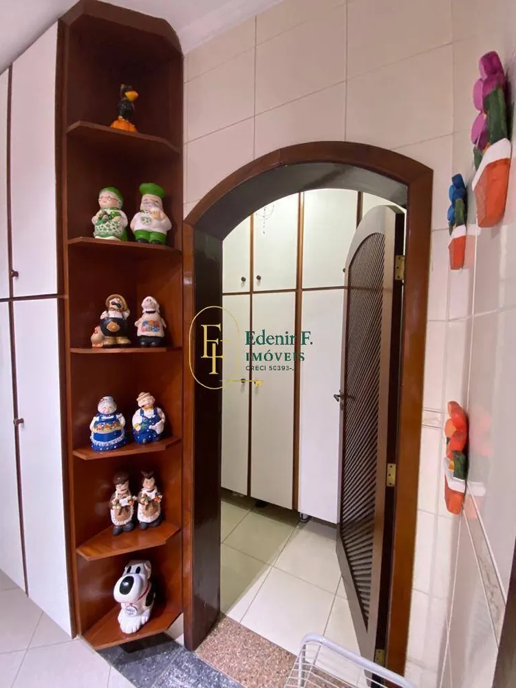Sobrado, 3 quartos, 348 m² - Foto 4