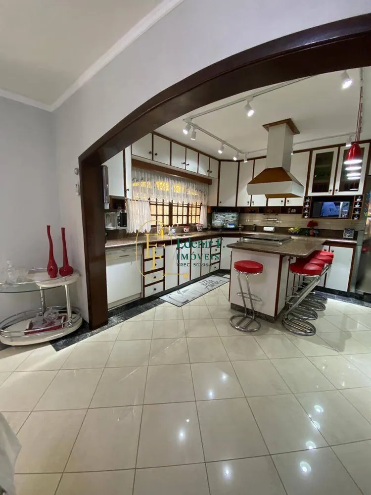 Sobrado, 3 quartos, 348 m² - Foto 3