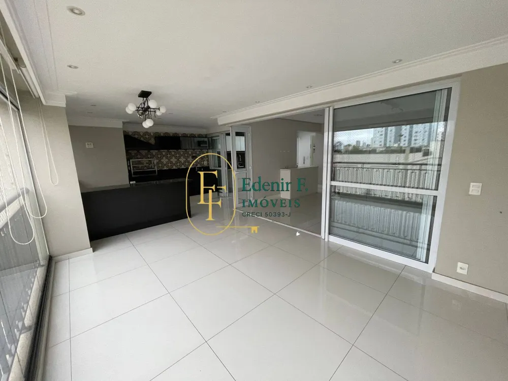 Apartamento, 3 quartos, 140 m² - Foto 1