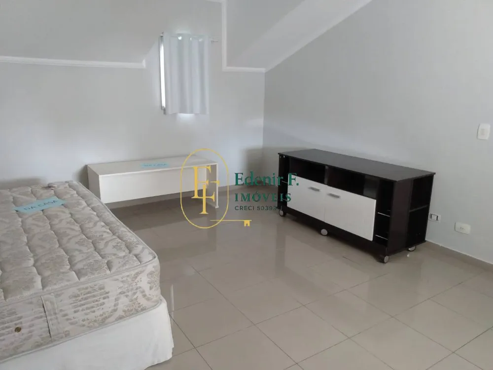 Sobrado, 4 quartos, 182 m² - Foto 1