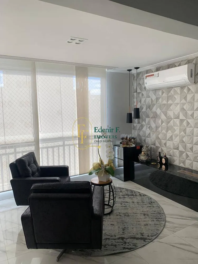 Apartamento, 3 quartos, 225 m² - Foto 2