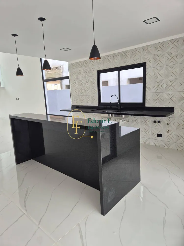 Casa, 4 quartos, 260 m² - Foto 11