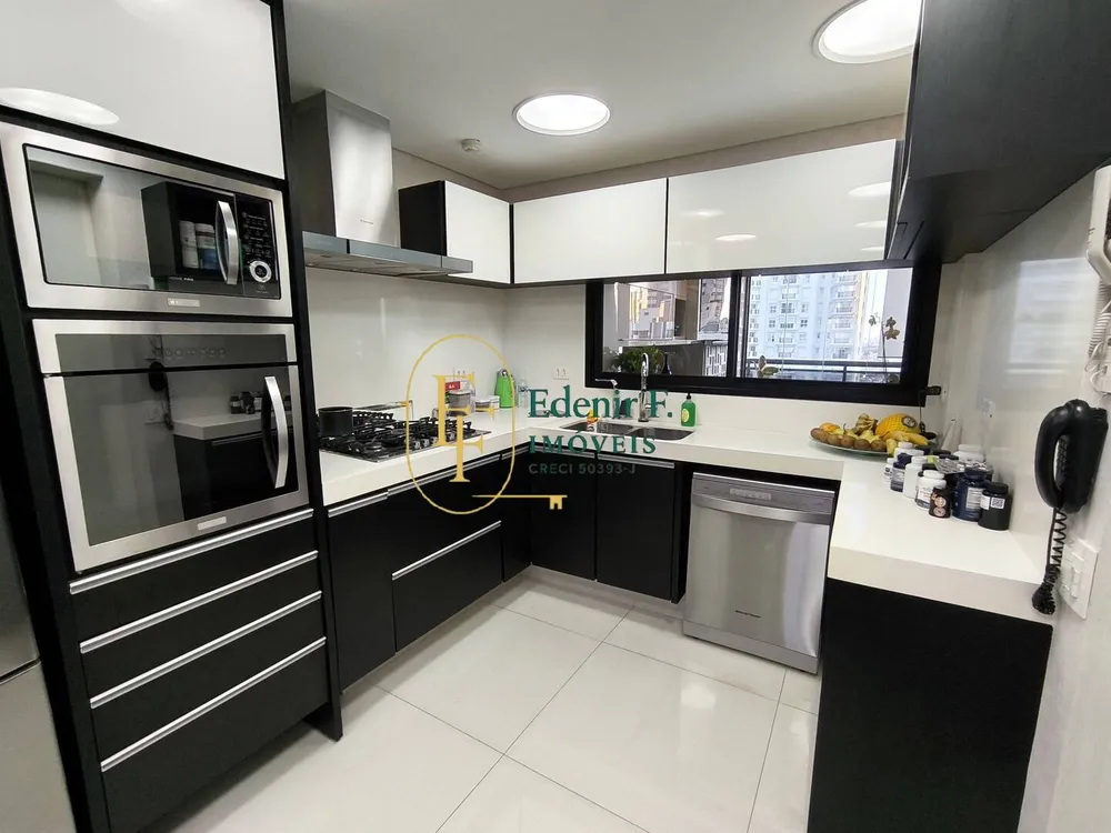 Apartamento, 3 quartos, 180 m² - Foto 2
