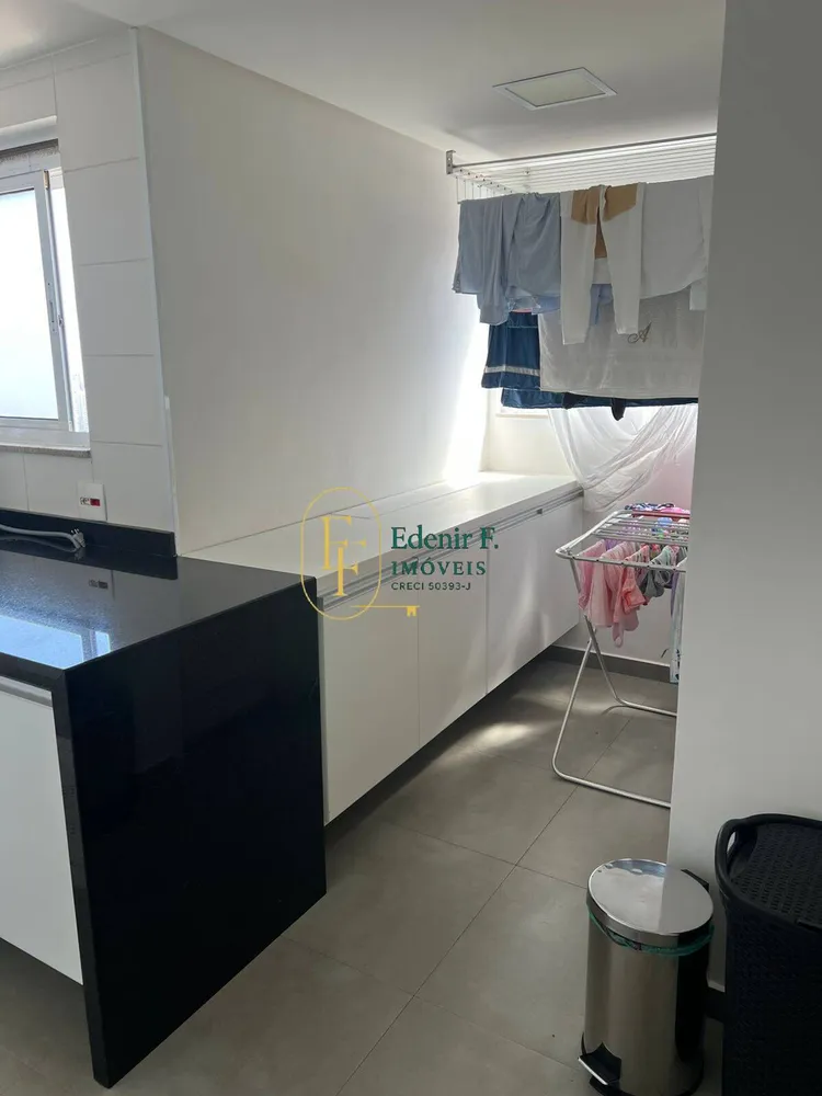 Apartamento, 3 quartos, 221 m² - Foto 3