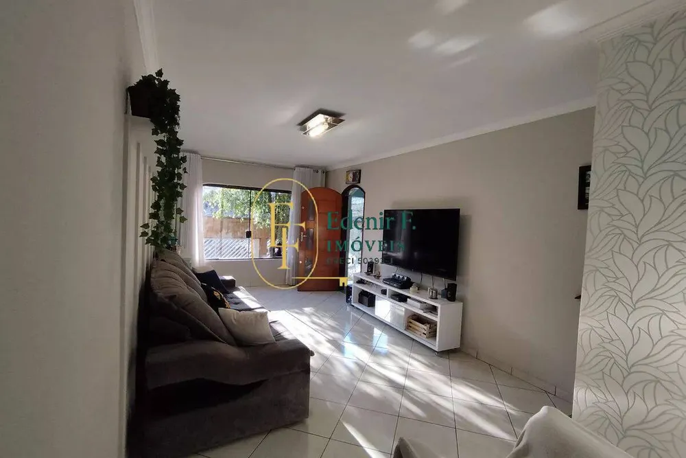 Casa, 3 quartos, 324 m² - Foto 1