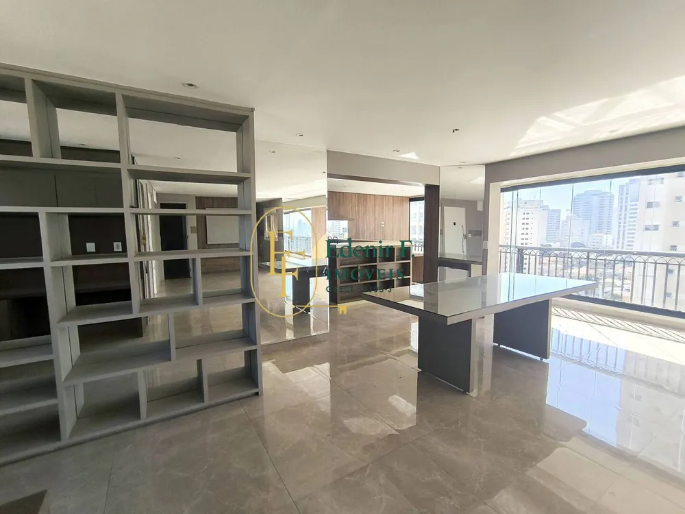 Apartamento, 3 quartos, 156 m² - Foto 2