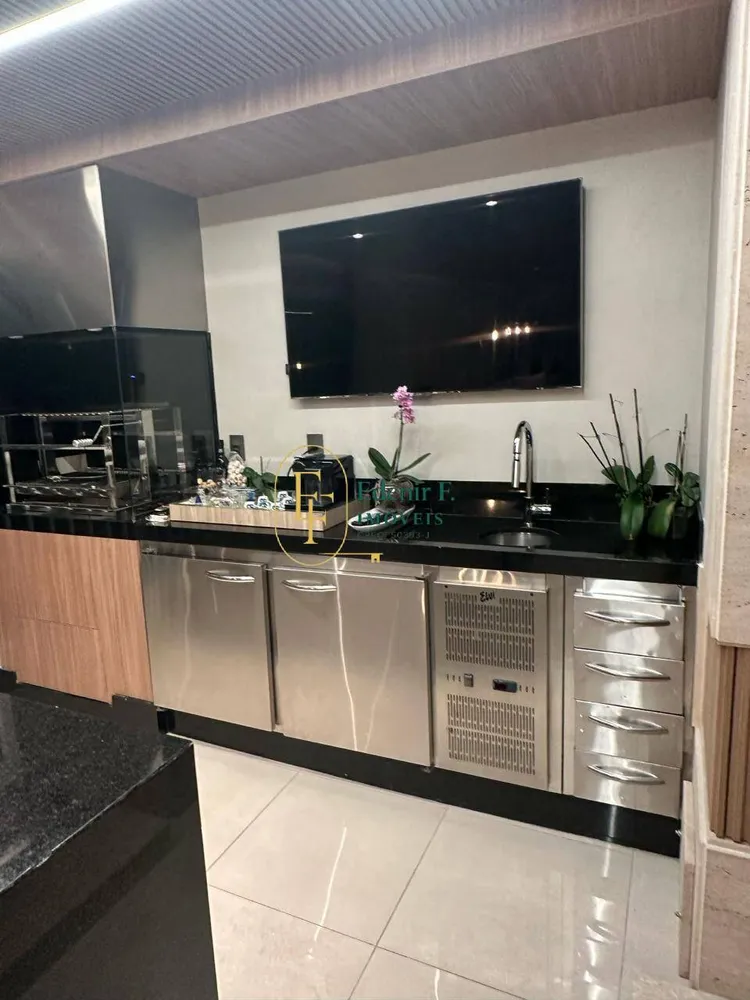 Apartamento, 3 quartos, 202 m² - Foto 3