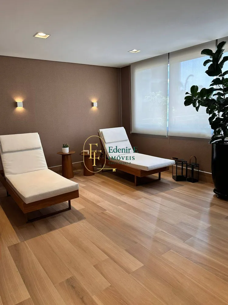 Apartamento, 3 quartos, 144 m² - Foto 2