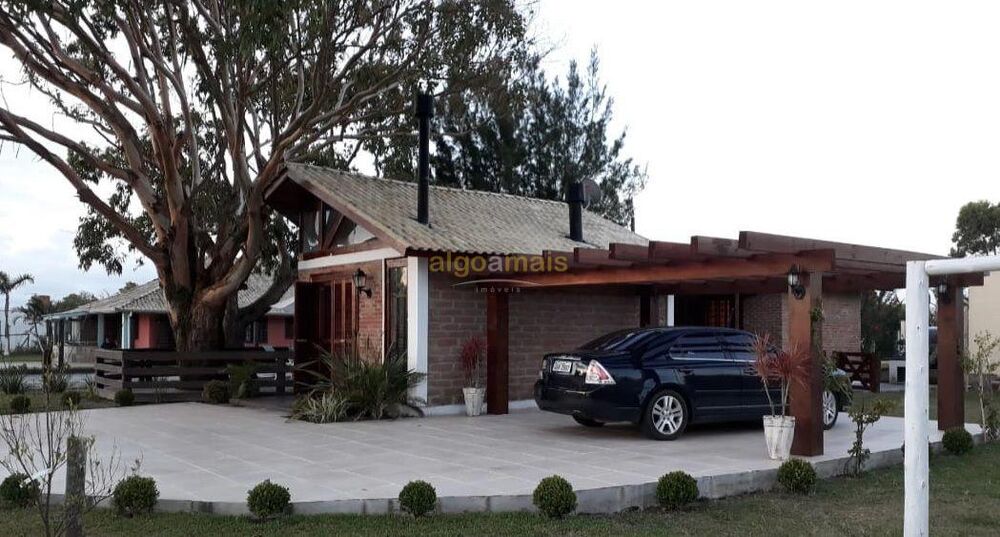 Casa, 3 quartos, 220 m² - Foto 1