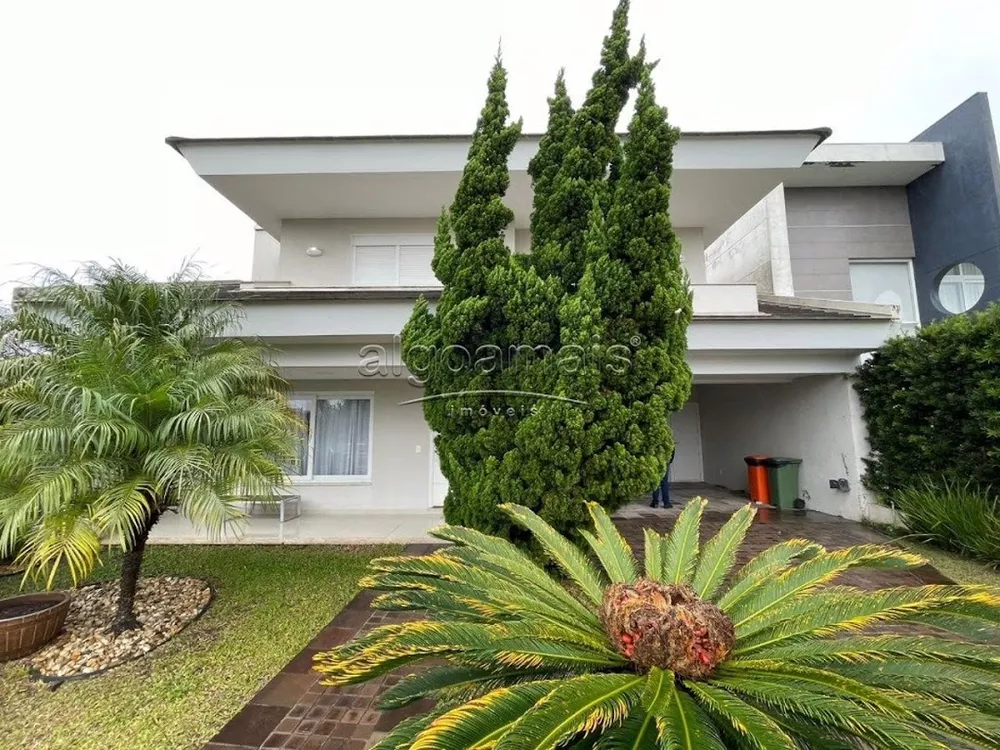 Casa de Condomínio à venda com 5 quartos, 261m² - Foto 2