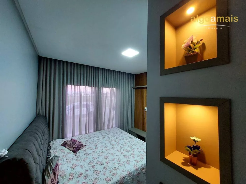 Casa de Condomínio à venda com 4 quartos, 153m² - Foto 1