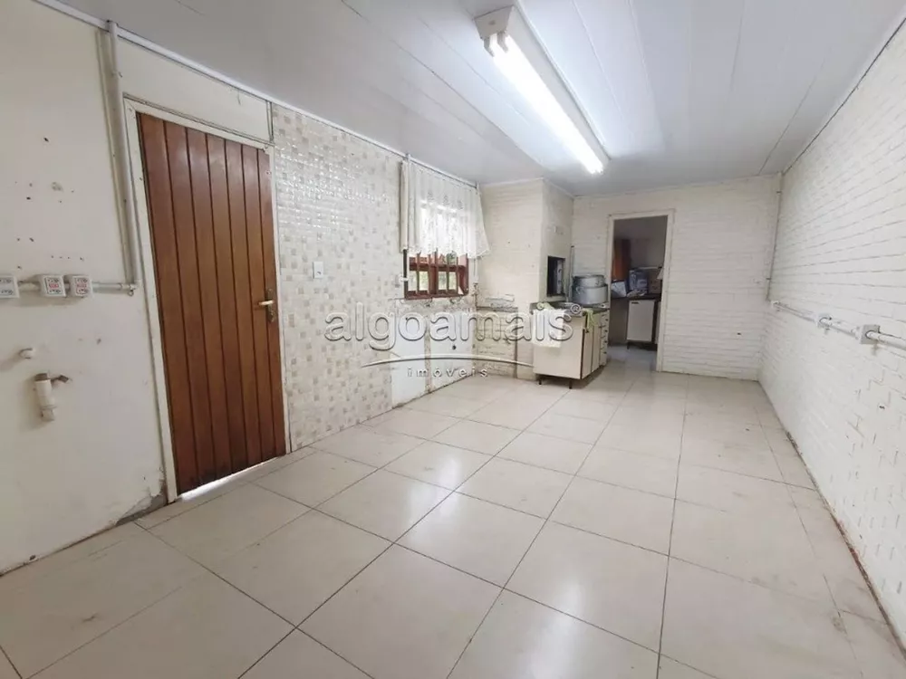 Casa à venda com 4 quartos, 179m² - Foto 3