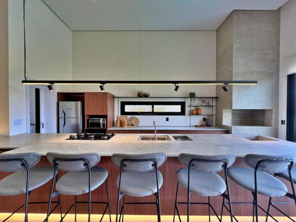 Casa de Condomínio à venda com 4 quartos, 240m² - Foto 9