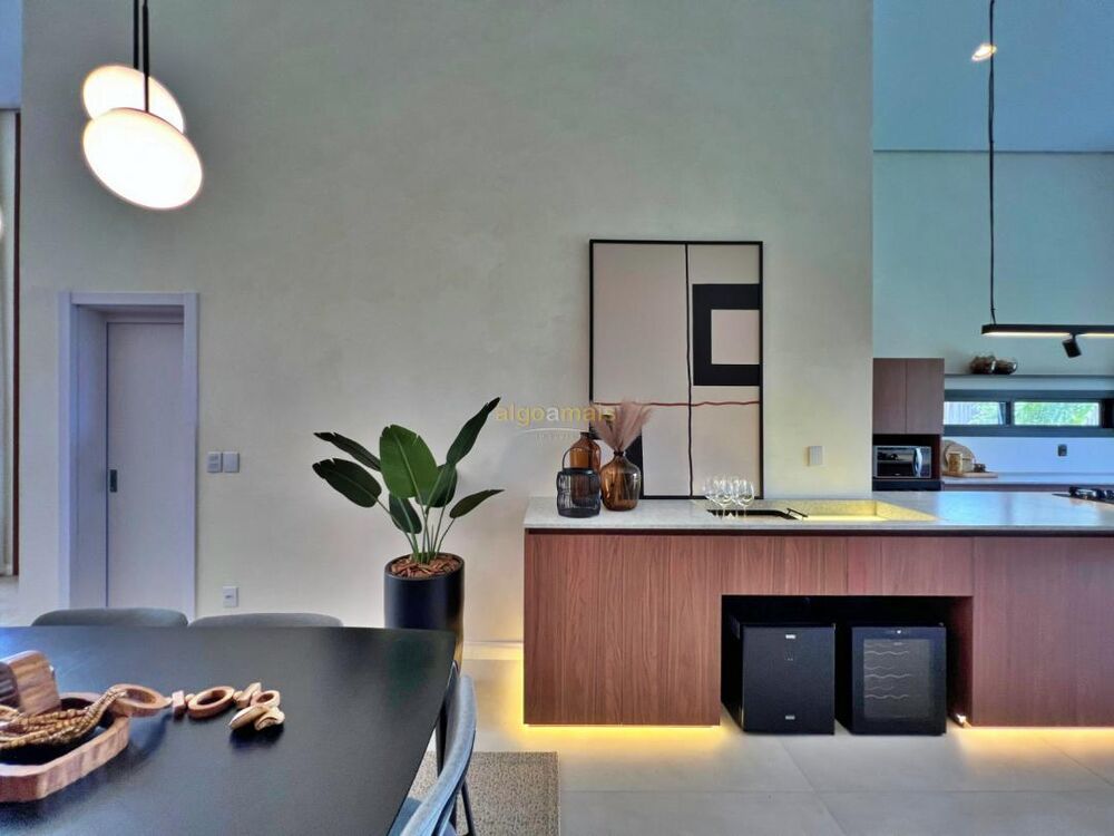 Casa de Condomínio à venda com 4 quartos, 240m² - Foto 10