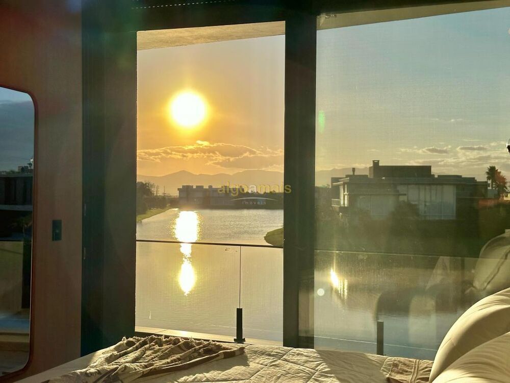 Casa de Condomínio à venda com 5 quartos, 320m² - Foto 21