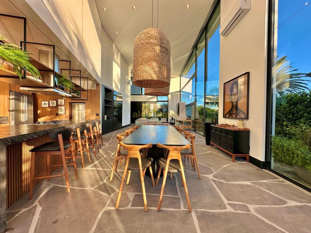 Casa de Condomínio à venda com 5 quartos, 320m² - Foto 7