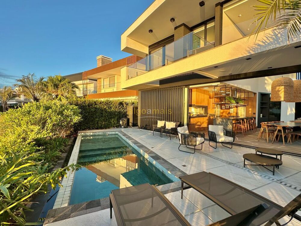 Casa de Condomínio à venda com 5 quartos, 320m² - Foto 11
