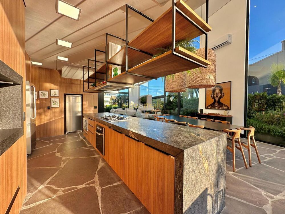 Casa de Condomínio à venda com 5 quartos, 320m² - Foto 9