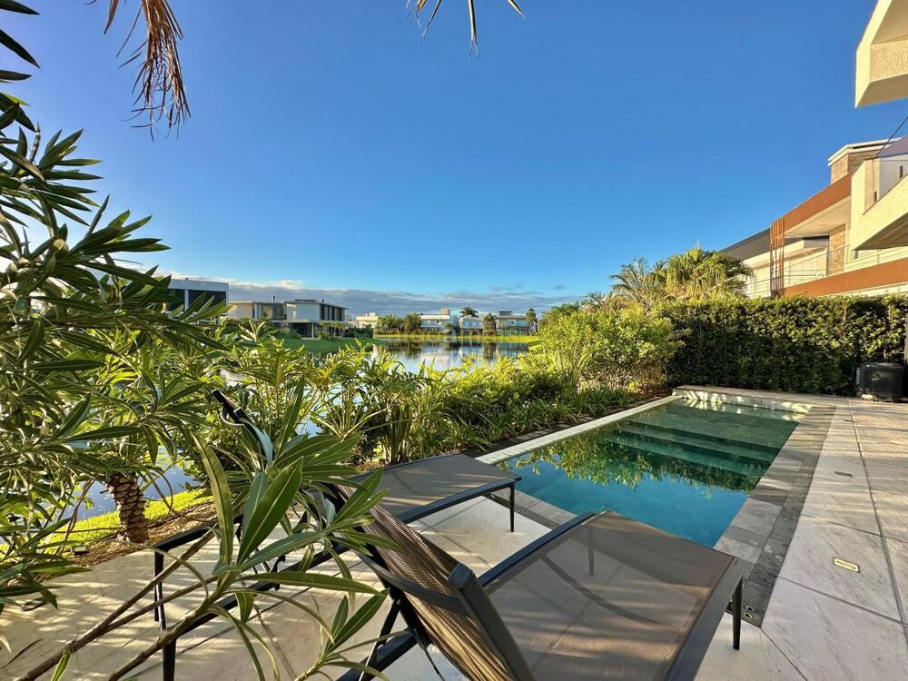 Casa de Condomínio à venda com 5 quartos, 320m² - Foto 10