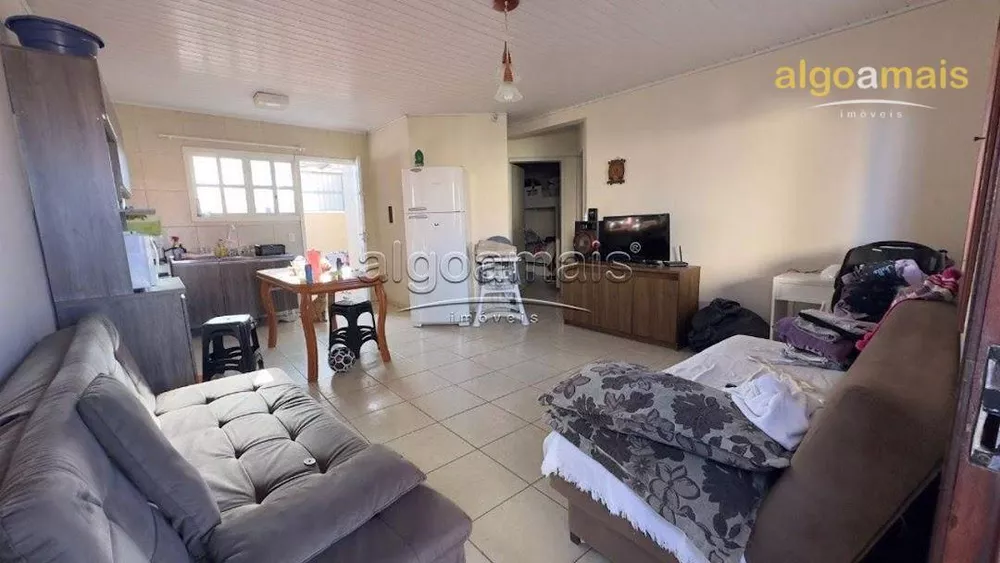 Casa à venda com 2 quartos, 75m² - Foto 2