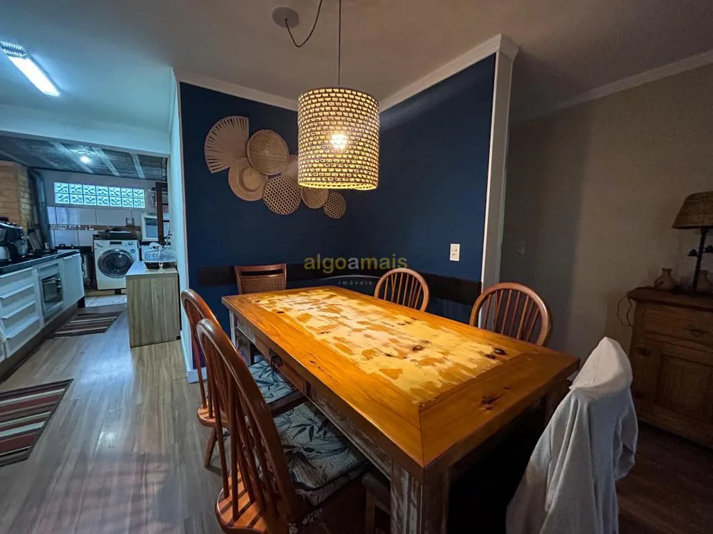 Casa, 3 quartos, 92 m² - Foto 1