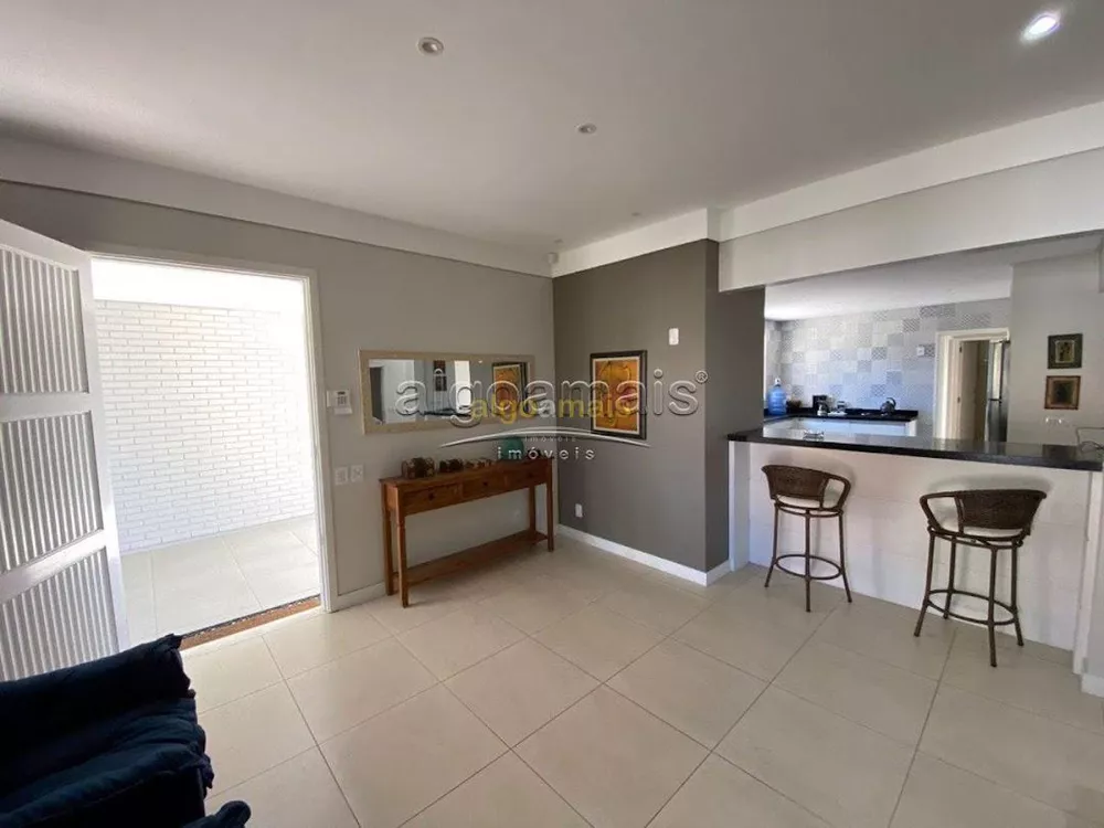 Casa, 5 quartos, 334 m² - Foto 1