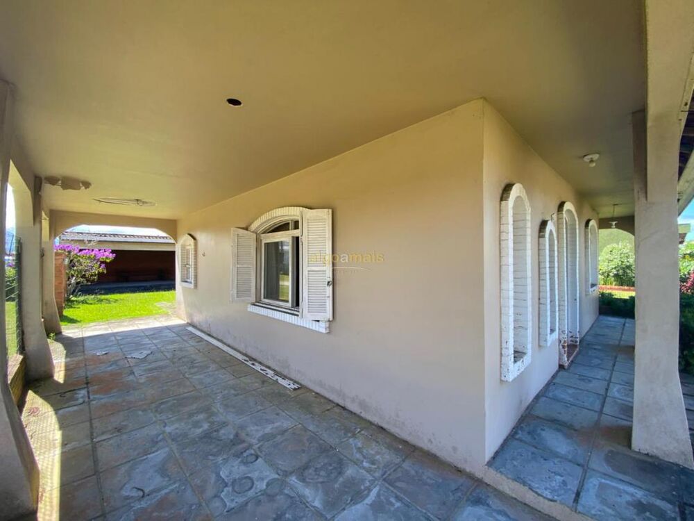 Casa, 4 quartos, 208 m² - Foto 1