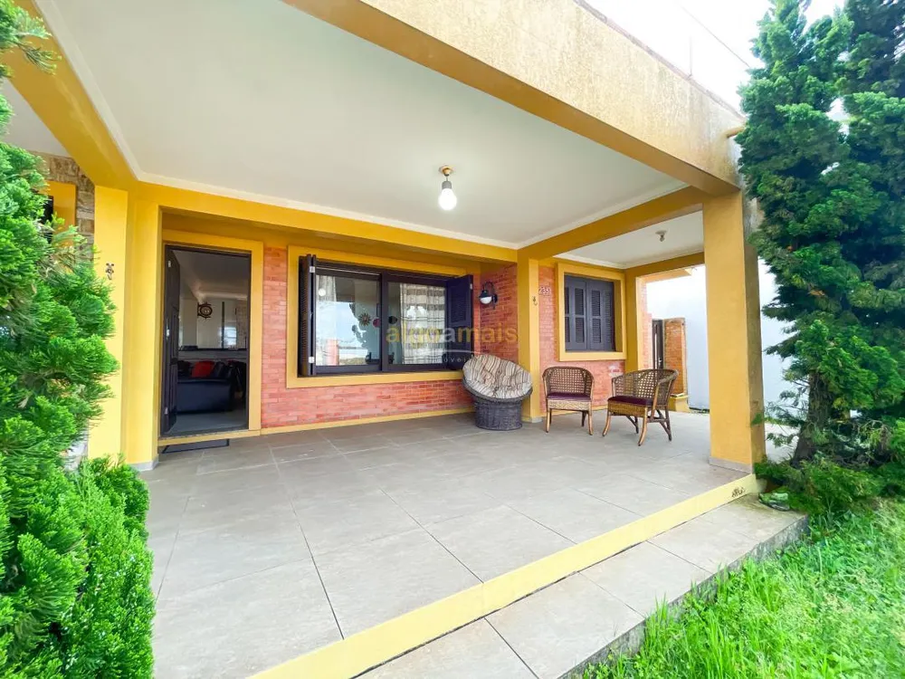 Casa, 4 quartos, 153 m² - Foto 1