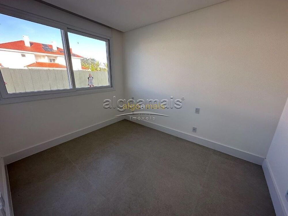 Casa de Condomínio à venda com 4 quartos, 266m² - Foto 7