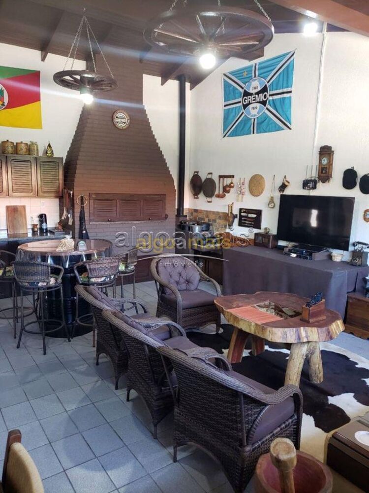 Casa, 3 quartos, 200 m² - Foto 1