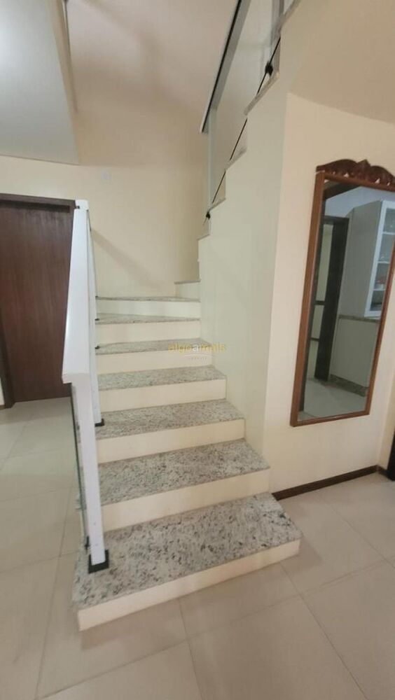 Casa, 5 quartos, 12 m² - Foto 1