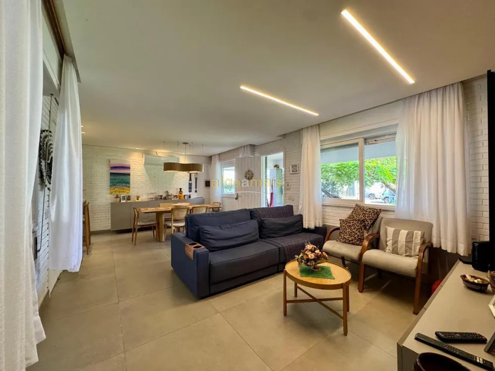 Casa, 3 quartos, 202 m² - Foto 1