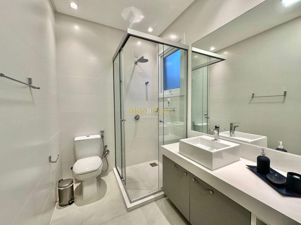 Casa de Condomínio, 5 quartos - Foto 1