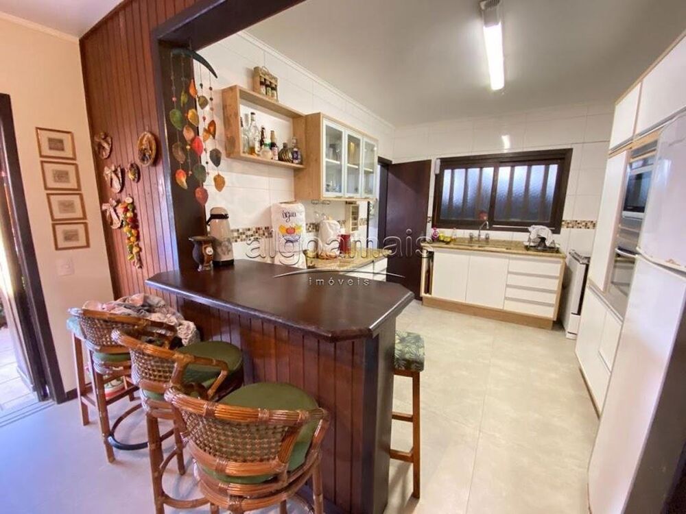 Casa, 3 quartos, 234 m² - Foto 7