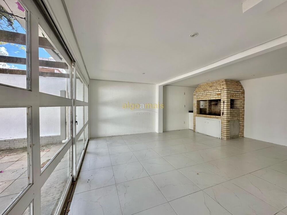 Casa à venda com 4 quartos, 273m² - Foto 27