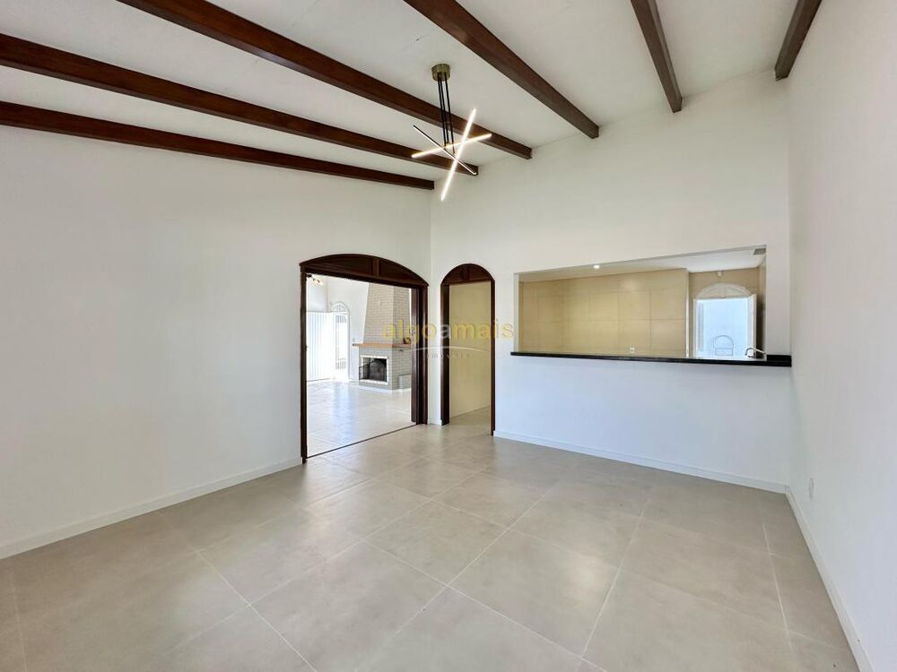 Casa à venda com 4 quartos, 273m² - Foto 14