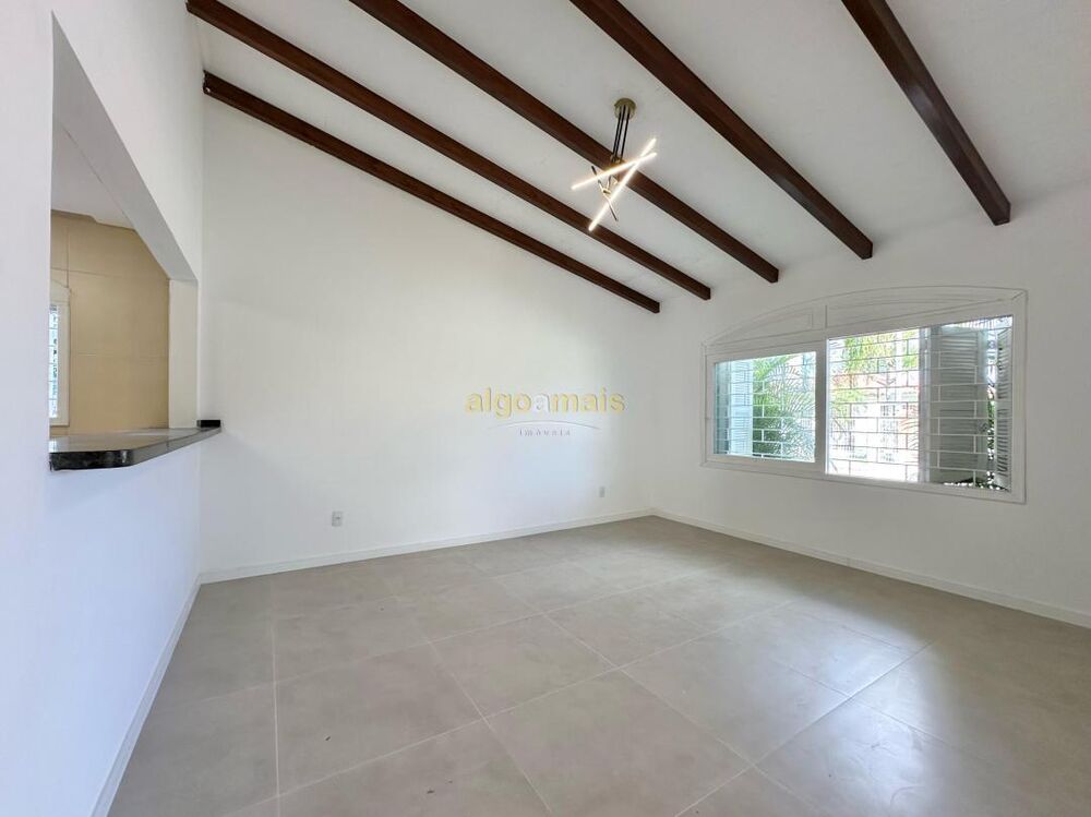 Casa à venda com 4 quartos, 273m² - Foto 15