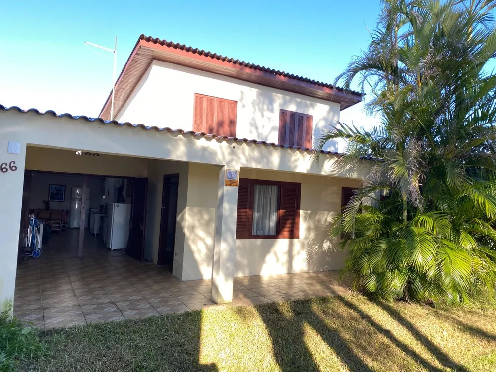 Casa à venda com 4 quartos, 155m² - Foto 2