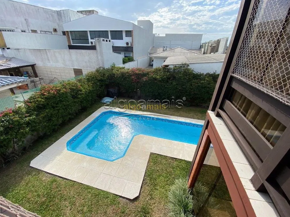 Casa, 6 quartos, 260 m² - Foto 4